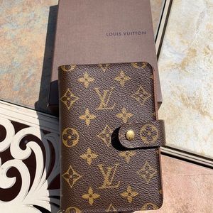 LV French snap wallet